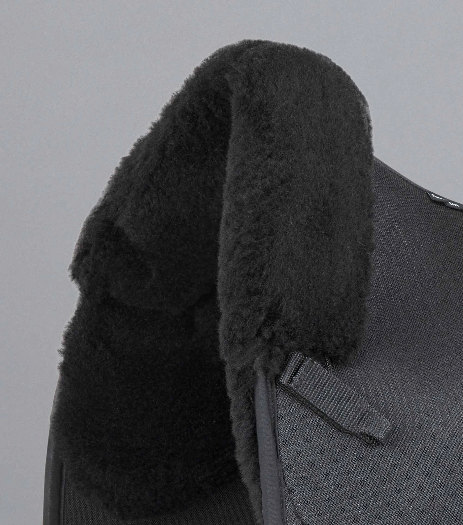 Close Contact Airtechnology Shockproof Wool Saddle Pad - Dressage Square 17 Close Contact Airtechnology Shockproof Wool Saddle Pad - Dressage Square - Image 15