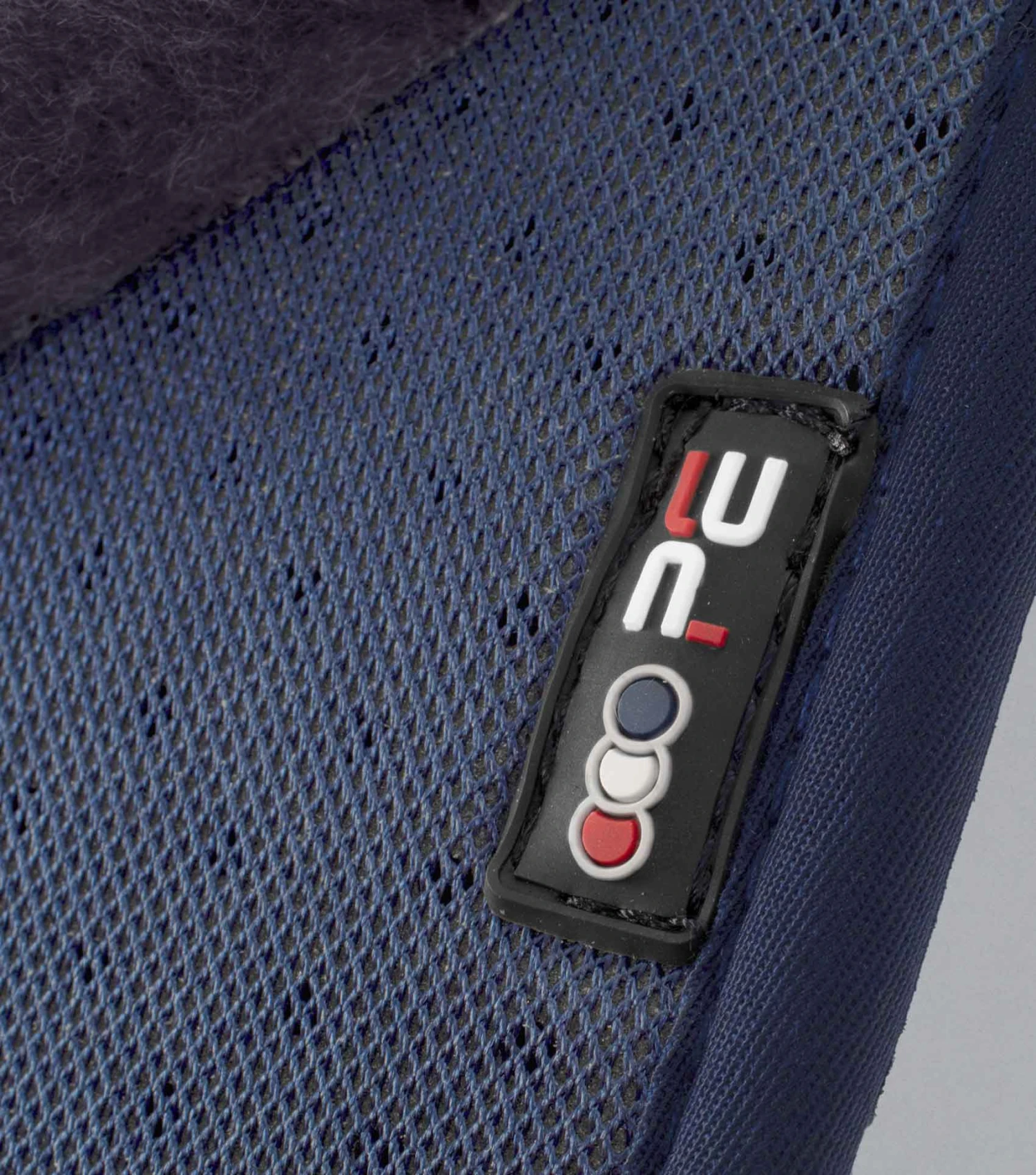 Close Contact Airtechnology Shockproof Wool Saddle Pad - Dressage Square 4 Close Contact Airtechnology Shockproof Wool Saddle Pad - Dressage Square - Image 2