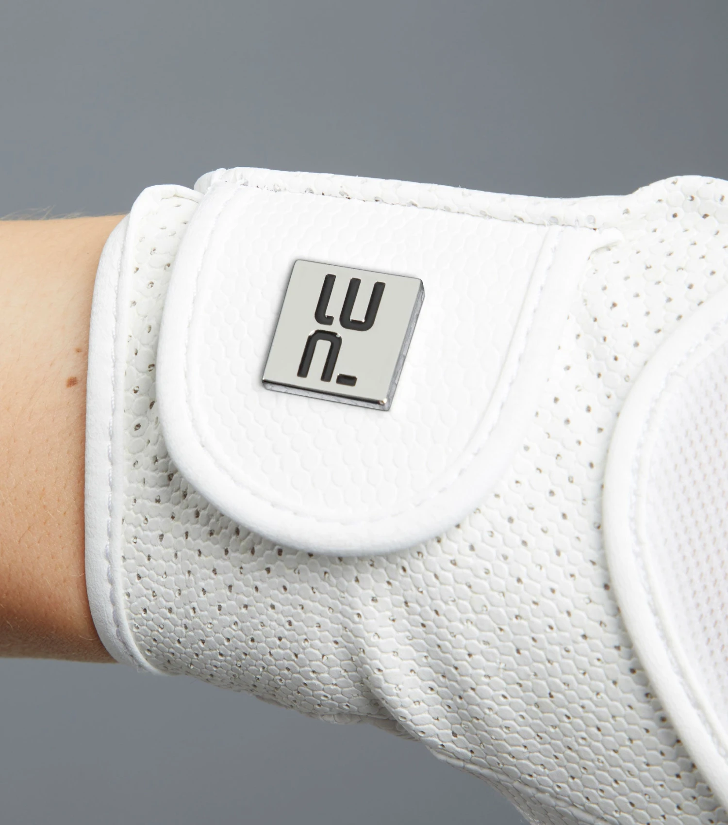 Presa Mesh Competition Riding Gloves 5 Presa Mesh Competition Riding Gloves - Image 3