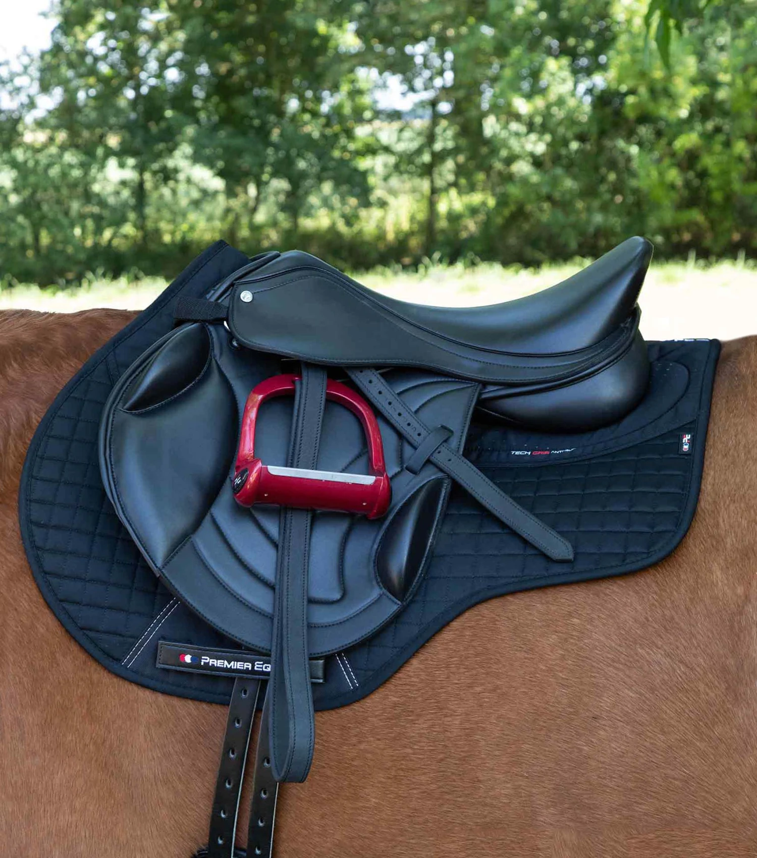 Close Contact Tech Grip Pro Anti-Slip Saddle Pad - GP/Jump Square 4 Close Contact Tech Grip Pro Anti-Slip Saddle Pad - GP/Jump Square - Image 2