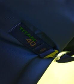 Titan 40g Turnout Rug With Snug-Fit Neck Cover -Premier Equine Titan 40 Turnout Rug Navy 5