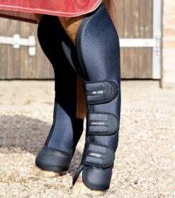 Airtechnology Knee Pro-Tech Horse Travel Boots 9 Airtechnology Knee Pro-Tech Horse Travel Boots -Premier Equine airtechnology knee pro tech horse travel boots 1008sn 251757