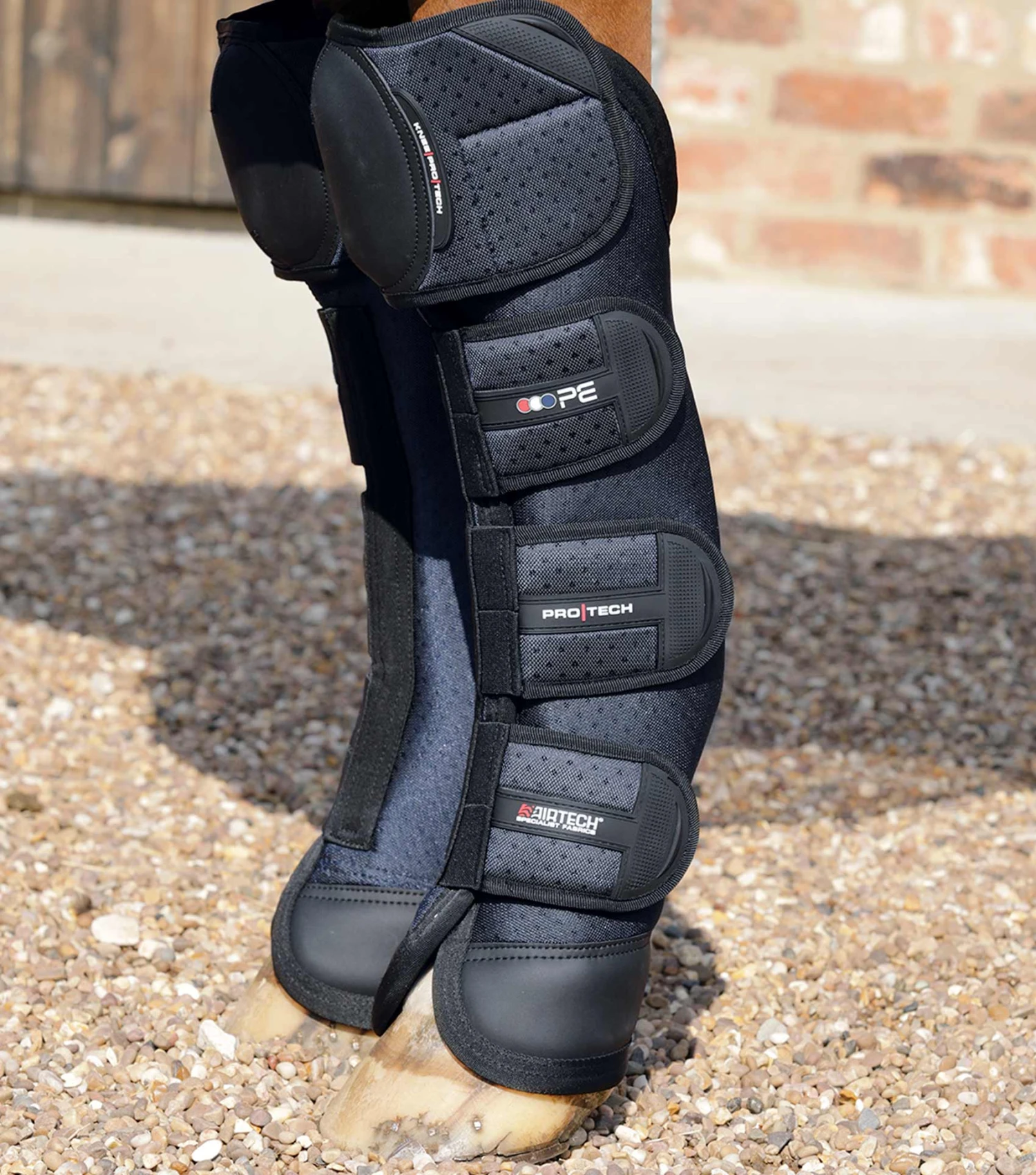 Airtechnology Knee Pro-Tech Horse Travel Boots 2 Airtechnology Knee Pro-Tech Horse Travel Boots